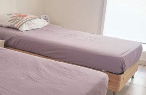 La Capelette Apartment | Palais Omnisport large apt with terrace
