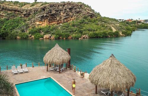 Jan Thiel Resort | Palapa Beach Resort Curacao