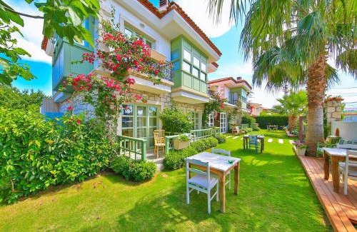 Tokoglu Hotel | Palas Alaçatı - Adult Only