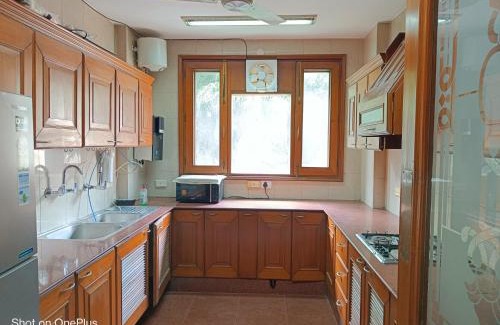 New Delhi House | Palatial Home at Anand Niketan South campus