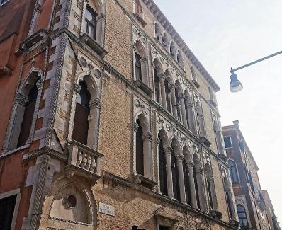 San Polo House | Palazzo Ca' Bernardo By Francesco Molon