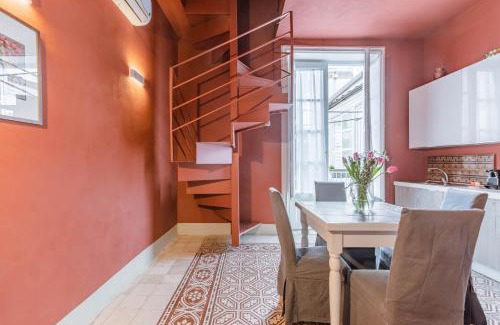 Monte di Pieta House | Palazzo Cavarretta - Pinella's Rooms and Apartment