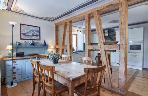 Bivio Apartment | Palazzo