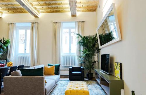 Duomo Apartment | PALAZZO DEI SIGNORI LUXURY DESIGN LOFT APT with view, Florence