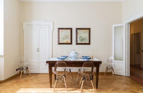 Como City Centre Apartment | Palazzo Garibaldi - MyHomeInComo