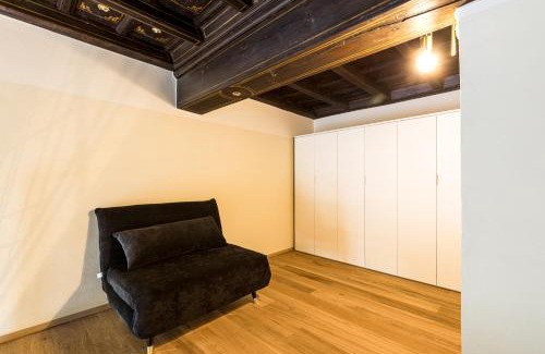 Como City Centre Apartment | Palazzo Odescalchi