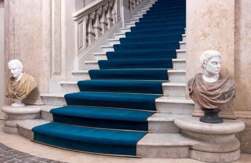 Rione III Colonna Hotel | Palazzo Roma - The Leading Hotels of the World
