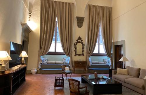 Santa Croce Apartment | Palazzo Roselli Cecconi Apartments