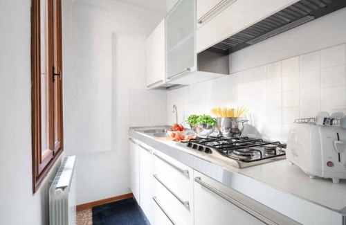 San Marco Apartment | PALAZZO SAN SAMUELE - elegant spacious first floor of palace in San Marco