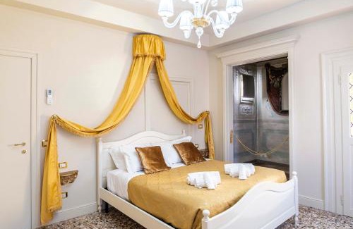San Polo House | Palazzo Titti Rialto Suites