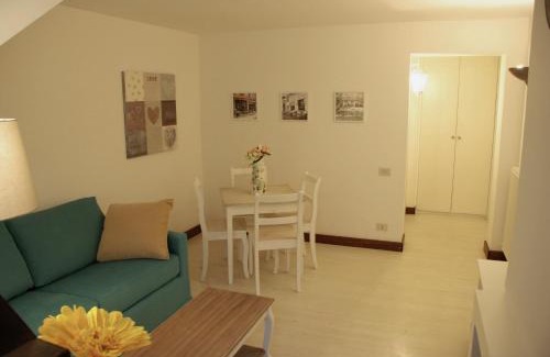 Trastevere Apartment | Palazzo Velli Suites