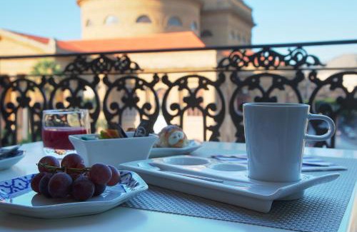 Castellammare House | Palco Noir!