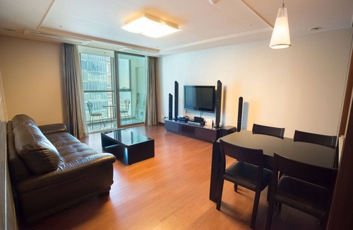 Haeundae Apartment | Paled CZ condo 36pyung in Haeundae
