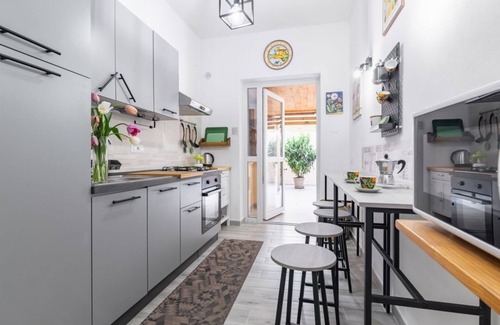 Corso dei Mille - Sant'Erasmo Apartment | Palermo Charming Flat with Terraces x6