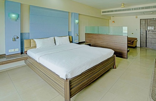 Kakinada Hotel | Palette - Hilife Towers