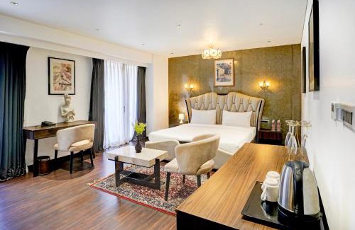 Magarpatta City Hotel | Palette Magarpatta City formerly Emerald Guestimony