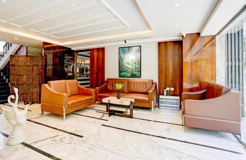Magarpatta City Hotel | Palette Magarpatta City formerly Emerald Guestimony