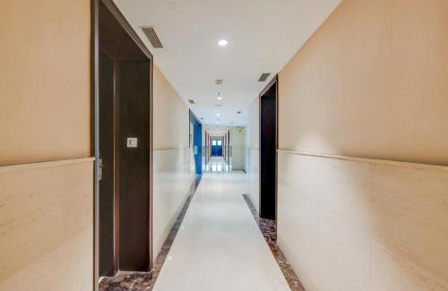 Palasia Hotel | Palette Sapphire Star Chappan Market