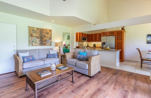 Princeville Condo | Pali Ke Kua 12, Upgraded Hawaiiana Princeville Condo with A/C