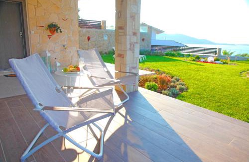Kassandra Villa | Paliouri Sea Lounge by Luxlikehome