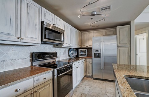 Galveston Condo | Palisade Palms High-Rise Resort - Amazing Sunrises and Beach Views, Dog Friendly