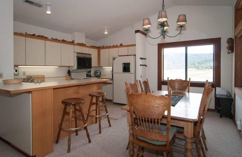 Olympic Valley House | Palisades Meadows Condo # 13 by Tahoe Getaways - Ski & Monthly Lease. Walk to Chairlifts!