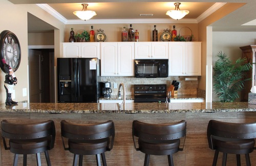 Lake Ozark Condo | Palisades Point- Lakefront Escape! High-end Condo with Million Dollar View!