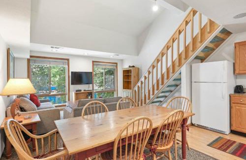 Olympic Valley Apartment | Palisades Tahoe Lodge Rentals Studio Loft #306