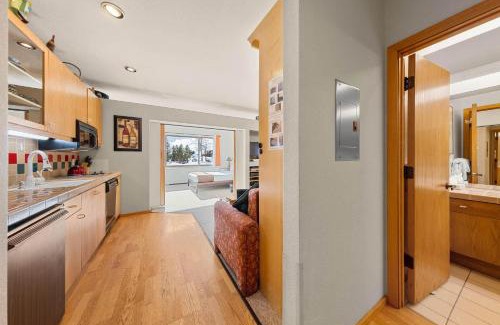 Olympic Valley Apartment | Palisades Tahoe Lodge Rentals Studio #147