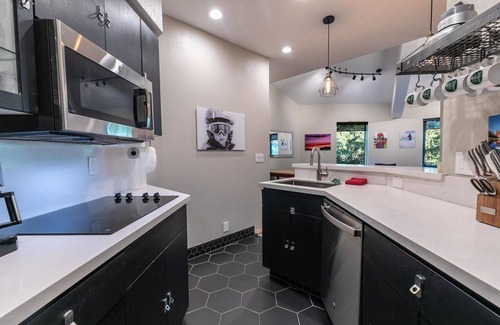 Olympic Valley Condo | Palisades Tahoe Lodge: Newly Upgraded Ski-in/out 1 BR condo/full kitchen