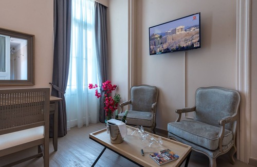 Plaka House | Palladian Home