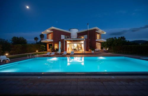 Chalcis Villa | Palm 3 Villa