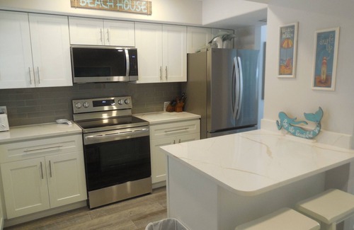 Siesta Key Condo | Palm Bay Club #168 Private beach perfect for a Staycation/recently updated