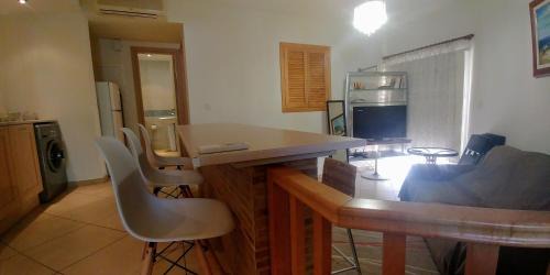 Germasogeia Apartment | Palm beach 14