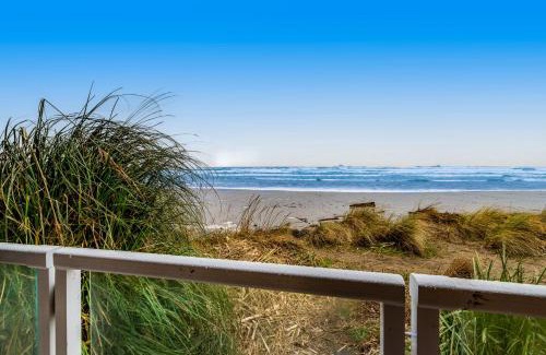 Rockaway Beach House | Palm Beach At Rockaway Beach