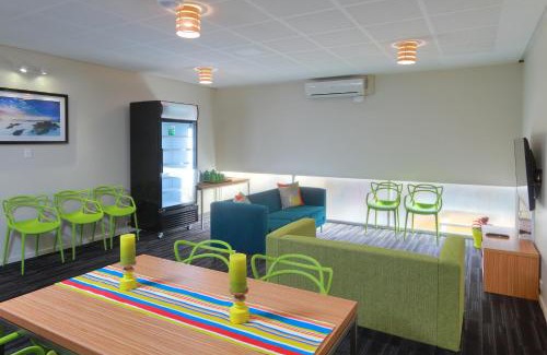 Palm Beach Hotel | Palm Beach Hotel