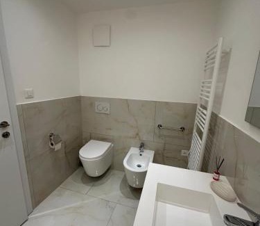 Bissone Apartment | Palm Beach Loft Bissone