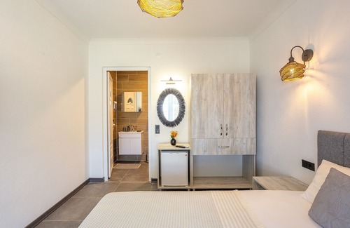 Kucukkuyu Hotel | Palm Beach Otel