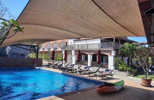 Pak Nam Pran Resort | Palm Beach Resort