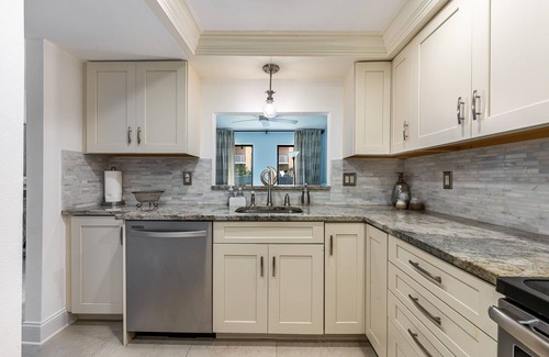 Palm Beach Shores House | Palm Beach Shores Towhhouse Coral