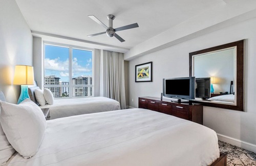 Singer Island Resort | Palm Beach Singer Island Resort & Spa Luxury Suites 2/2 Ocean View