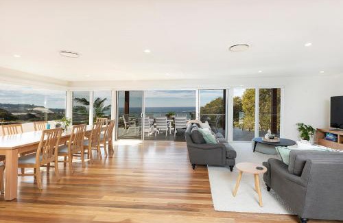 Forster House | Palm Breeze