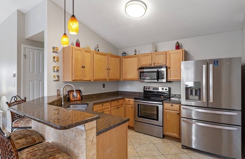 Fort Walton Beach - Destin House | Palm Breeze - Heated Private Pool, Deeded Beach Access, Free Beach Service!