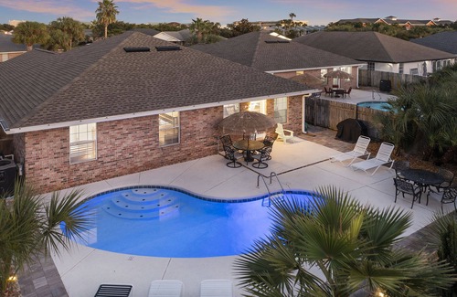 Fort Walton Beach - Destin House | Palm Breeze - Heated Private Pool, Deeded Beach Access, Free Beach Service!