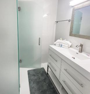 Lake Worth Hotel | Palm Breeze Hotel