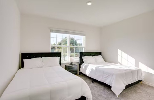 Port Saint Lucie Hotel | Palm Breeze Lux Stay - Port St. Lucie