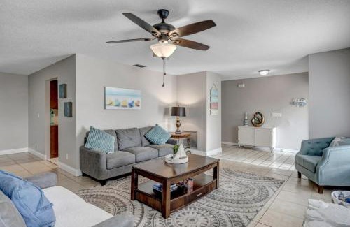 Palm Harbor House | Palm Coast Paradise - Firepit Beach 5BR