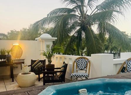 Palm Cove Apartment | Palm Cove Beach Club Penthouse