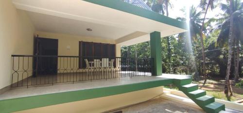 Inna House | Palm creek