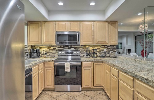 Palm Desert Condo | Palm Desert Condo ~ 40 Mi to Joshua Tree Park